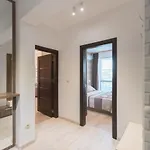 Apartment Triumph